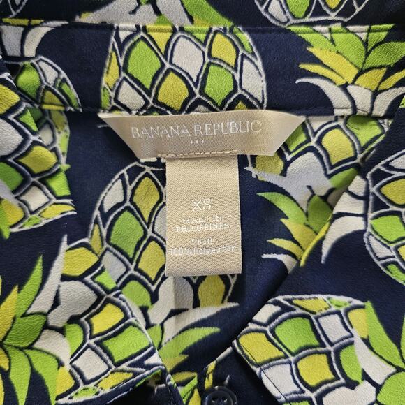 BANANA Republic Womens Size XS Pineapple Print Tie Blouse Preppy Resort Beach - Picture 7 of 8